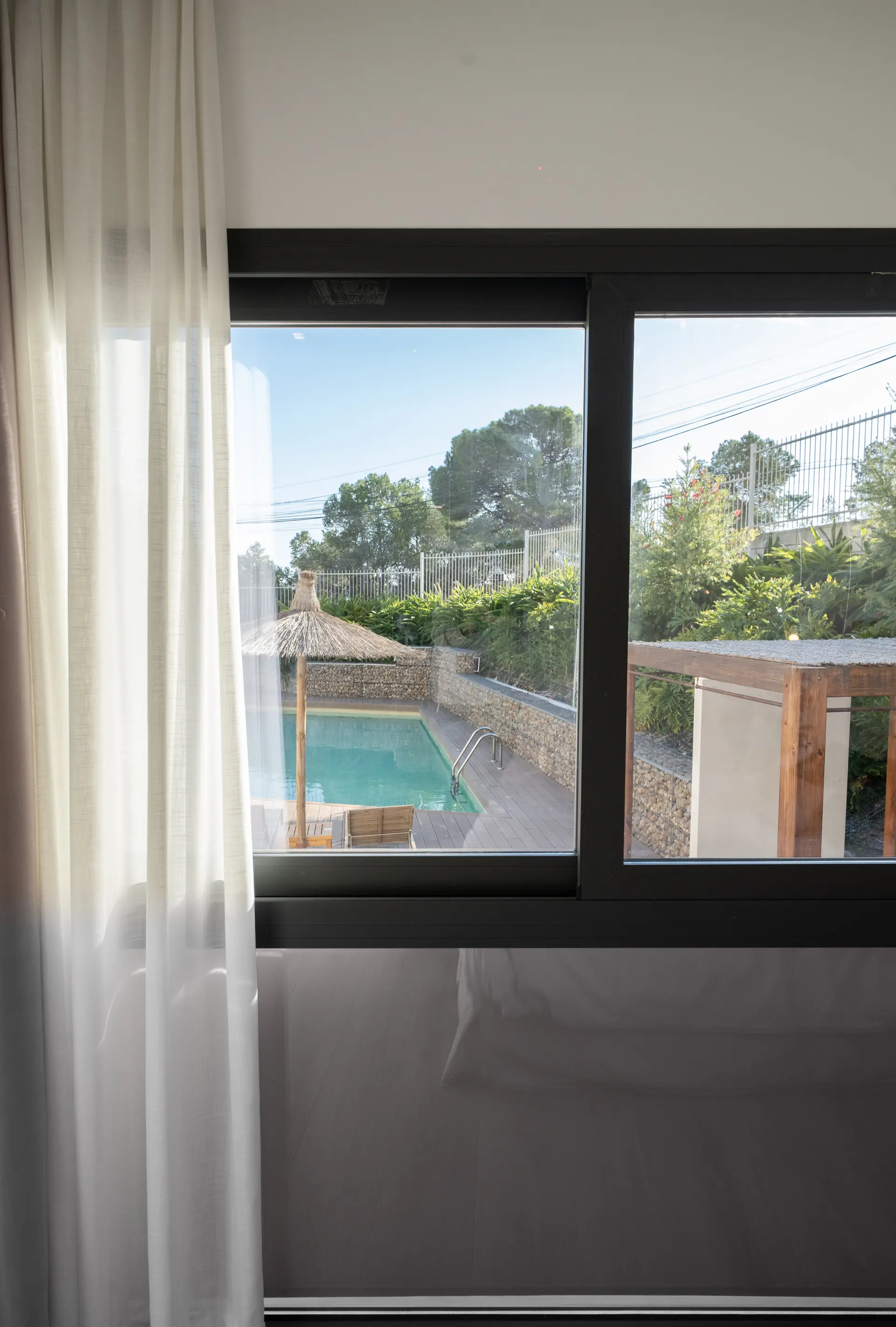 Ventana Habitacion Panoramica Jardin